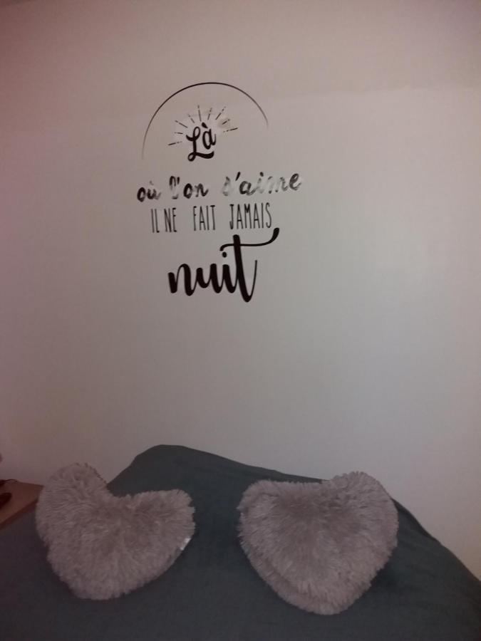 Le Petit Nid Douillet Panzió Trescléoux Kültér fotó